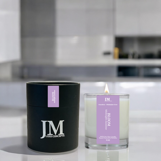 Midnight Jasmine Soy Candle with Wooden Wick – Floral, Exotic & Enchanting, 9oz