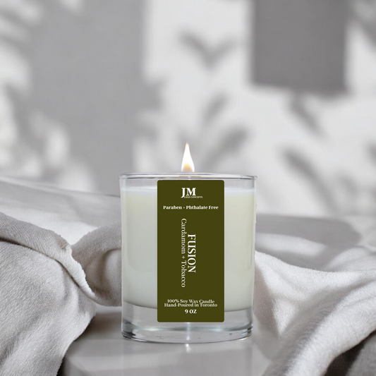 Cardamom + Tobacco Scented Soy Candle with Crackling Wooden Wick – Warm, Spicy & Inviting, 9oz