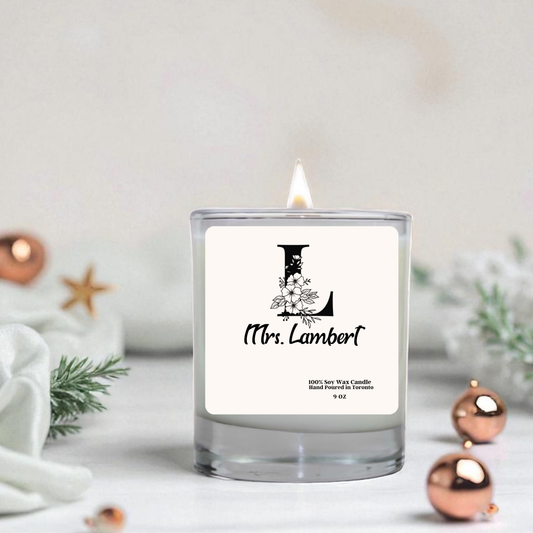 Personalized Floral Initial Candle – Hand-Poured Soy Wax Candle, Minimalist Gift for Her, 9 oz